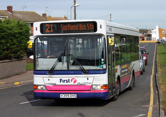 Route 21, First Essex 43359, V359DVG, Canvey Island