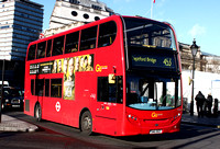 Route 453, Go Ahead London, E165, SN61BGO, Trafalgar Square