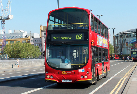 Route X68, Go Ahead London, WVL253, LX06EBA, Waterloo Bridge
