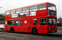Route 87, London Transport, T134, CUL134V, Romford Garage