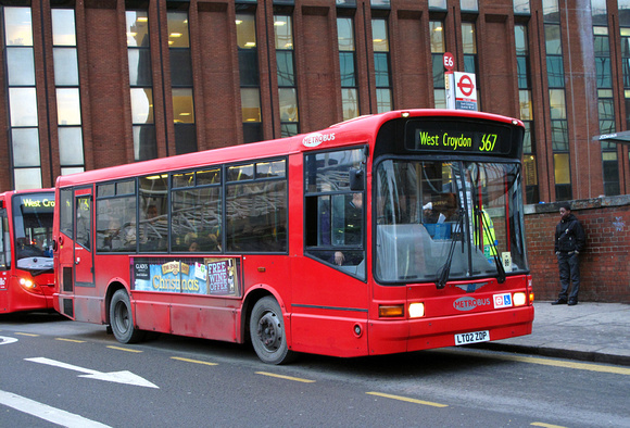 Route 367, Metrobus 141, LT02ZDP, East Croydon