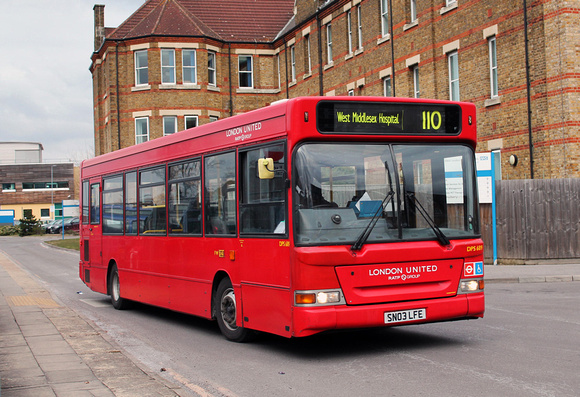 Route 110,  London United RATP, DPS689, SN03LFE, West Middlesex Hospital