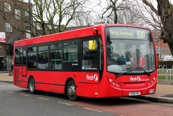 Route E10, First London, DMS44407, YX09FMJ, Ealing Broadway