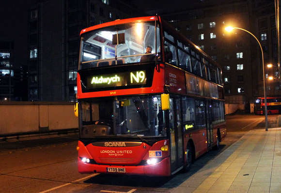 Route N9, London United RATP, SP49, YT09BNE, Hammersmith