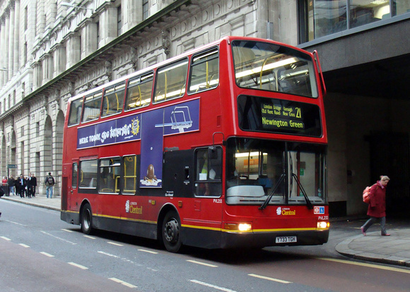 Route 21, London Central, PVL233, Y733TGH, Bank