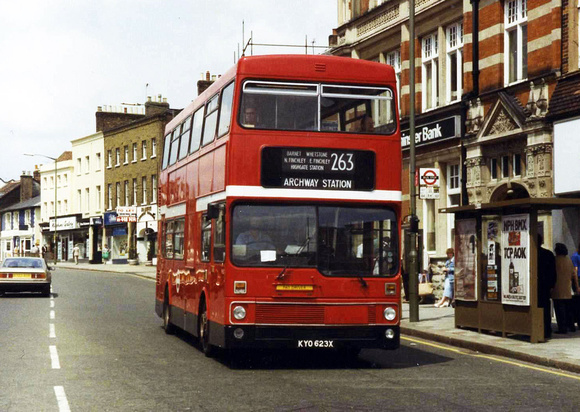 Route 263, London Transport, M623, KYO623X, Barnet