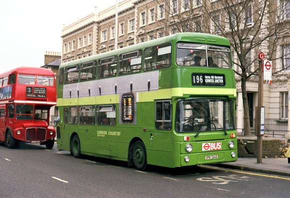 Route 196, London Country, AN124, UPK124S