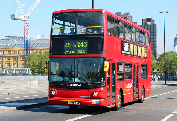 Route 243, Arriva London, DLA242, X442FGP, Waterloo Bridge
