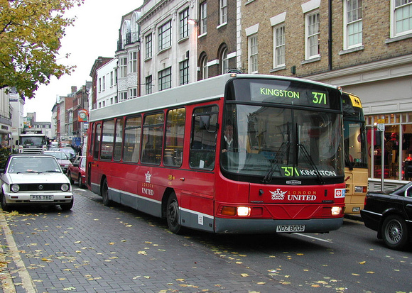 Route 371, London United, CD5, VDZ8005