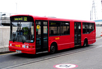 Route 323, First London, DML41720, W133VLO, Canning Town