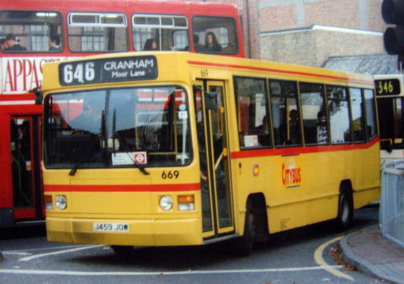 Route 646, Capital Citybus 669, J459JOW, Upminster