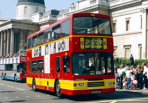 Route 91, Capital Citybus 224, P224MPU, Trafalgar Square