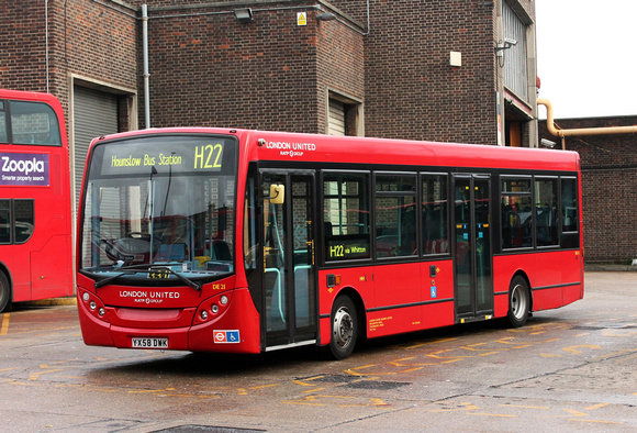 Route H22, London United RATP, DE21, YX58DWK, Hounslow Bus Station