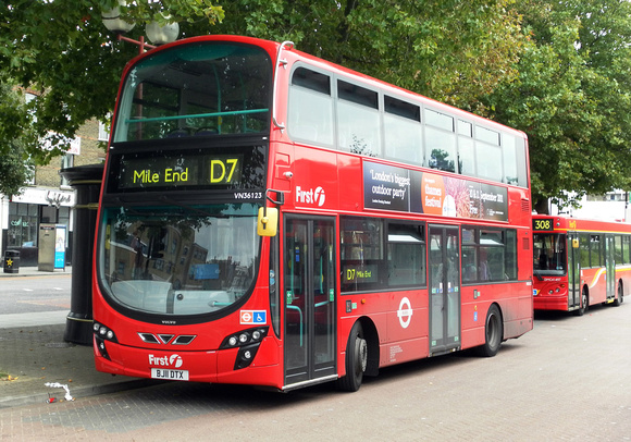 Route D7, First London, VN36123, BJ11DTX, Mile End