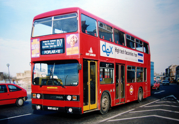 Route D7, East London Buses, T653, NUW653Y, Mile End