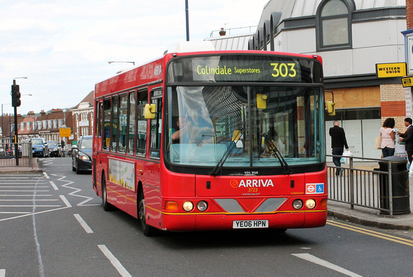 Route 303, Arriva The Shires 3723, YE06HPN