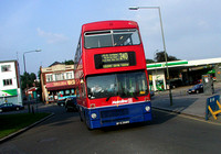 Route 240, Metroline, M306, BYX306V, Holdens Hill Circus