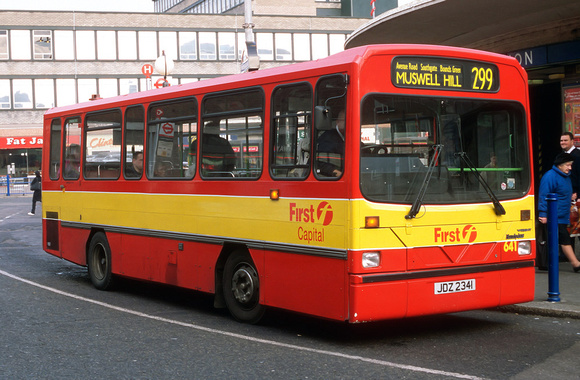 Route 299, First London 641, JDZ2341