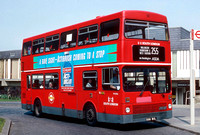 Route 255, South London Buses, M1086, B86WUL
