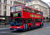 Route N15, Stagecoach London 18266, LX05BVY, Trafalgar Square
