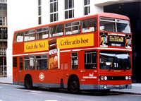 Route N21, London Northern, T528, KYV528X, Trafalgar Square