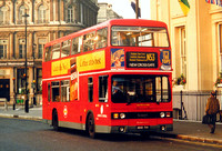 Route N53, London Central, T1040, A640THV, Trafalgar Square
