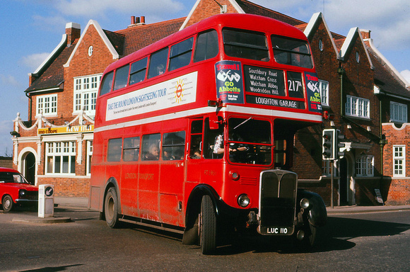 Route 217A, London Transport, RT3951, LUC110,