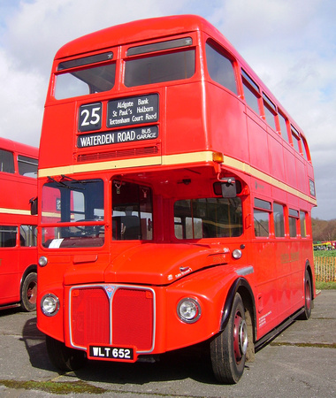 London Transport, RM652, WLT652