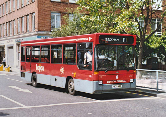 Route P11, London Central, DRL5, J605XHL, Waterloo