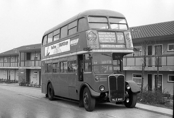 Route 217B, London Transport, RM4316, NLE980