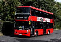 Route 688, Uno Buses 1502, YR10FGC, Mill Hill