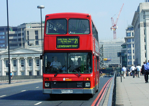 Route 21, London Central, NV58, R258LGH, London Bridge