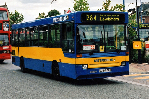 Route 284, Metrobus 720, L720OMV, Lewisham