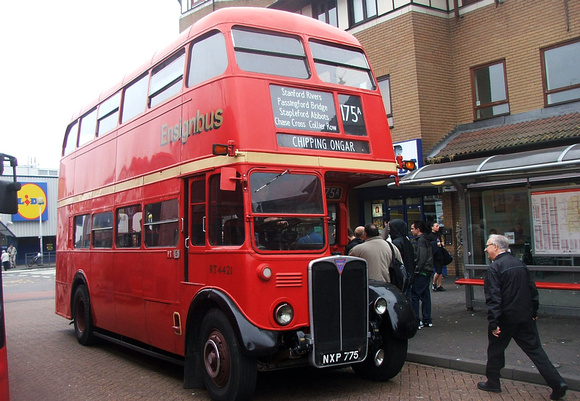 Route 175A, London Transport, RT4421, NXP775, Romford Station