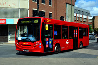 Route 493: Richmond, Manor Circus - Tooting, St. George's Hospital