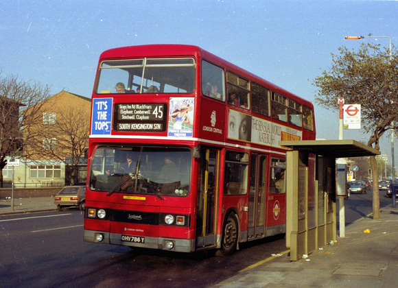 Route 45, London Central, T786, OHV786Y, Stockwell