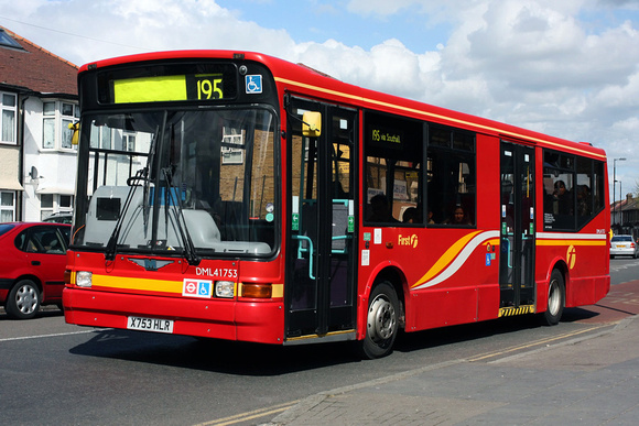 Route 195, First London, DML41753, X753HLR