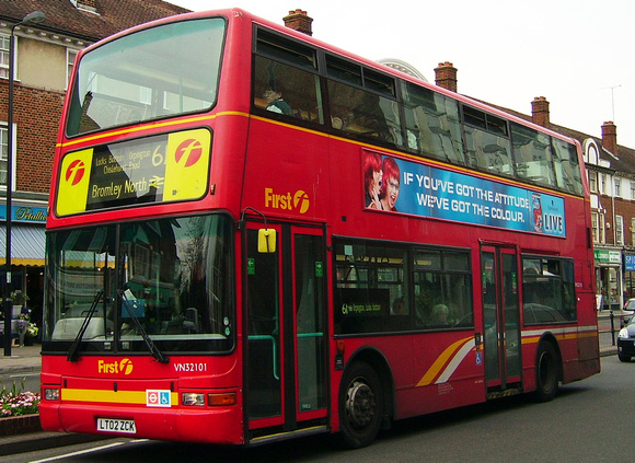 Route 61, First London, VN32101, LT02ZCK, Orpington