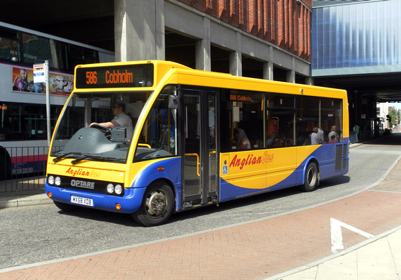 Route 586, Anglian Buses 321, MX58XDB, Great Yarmouth