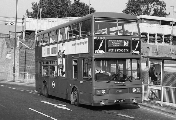 Route 161, London Transport, T782, OHV782Y, Eltham