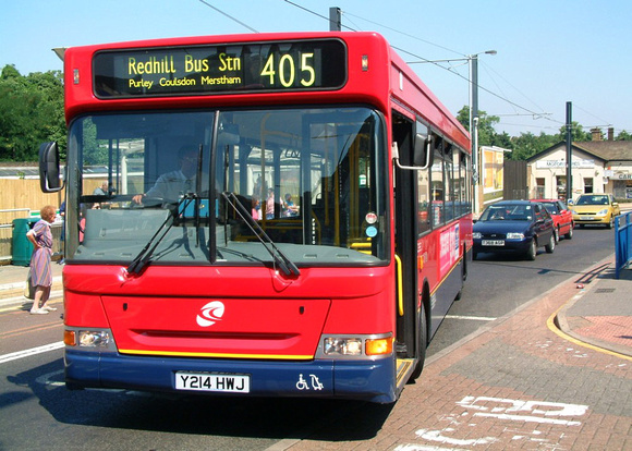 Route 405, Connex, Y214HWJ, Croydon
