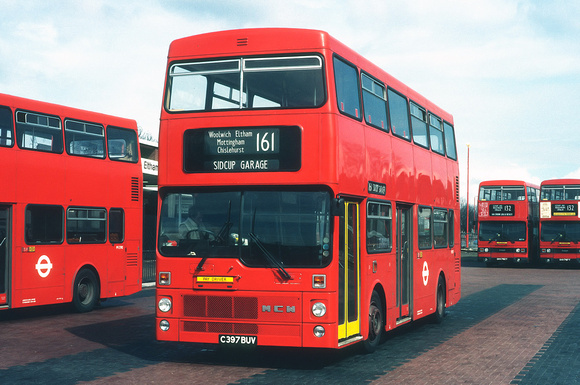 Route 161, London Transport, M1397, C397BUV, Eltham