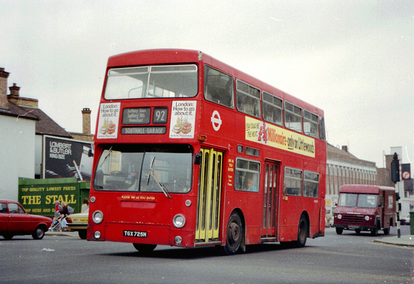 Route 92, London Transport, DMS725, TGX725M, Greenford