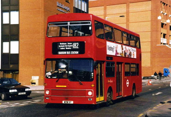 Route 182, London Transport, M9, WYW9T, Harrow