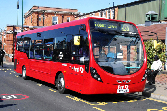 Route 226, First London, WM47400, DRZ6181, Golders Green