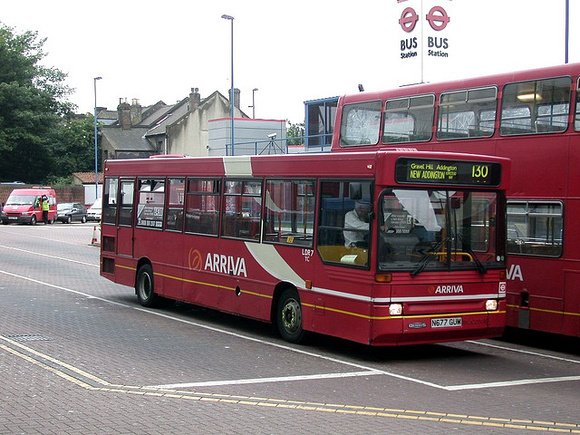 Route 130, Arriva London, LDR7, N677GUM, Croydon