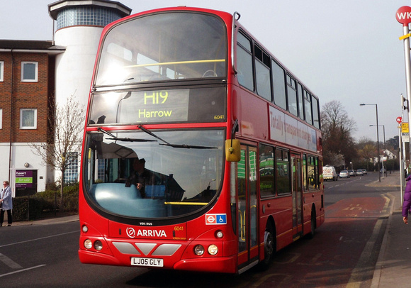 Route H19, Arriva The Shires 6041, LJ05GLY