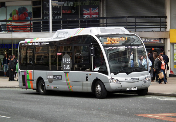 Route 1, First Manchester 59008, YJ60KCO, Manchester