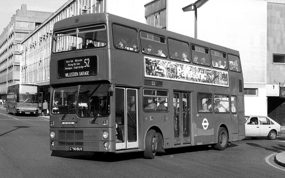 Route 52, London Transport, M1350, C350BUV