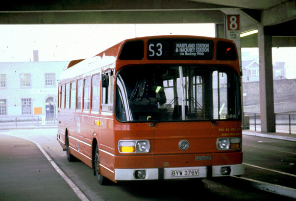 Route S3, London Transport, LS376, BYW376V